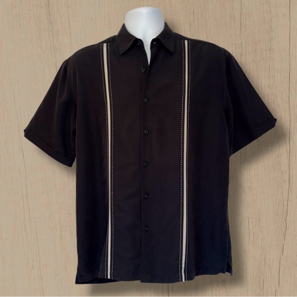 Cubavera Men’s Black Short Sleeve Button-Up Shirt Size M –Casual Guayabera Style